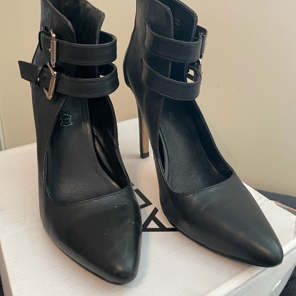 Double strap heels by ALDO - Picture 2 of 4